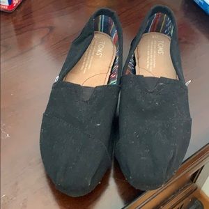 Toms shoes never worn